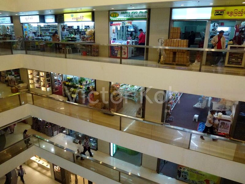 Office for Sale in  Peninsula Shopping Complex - Image 6